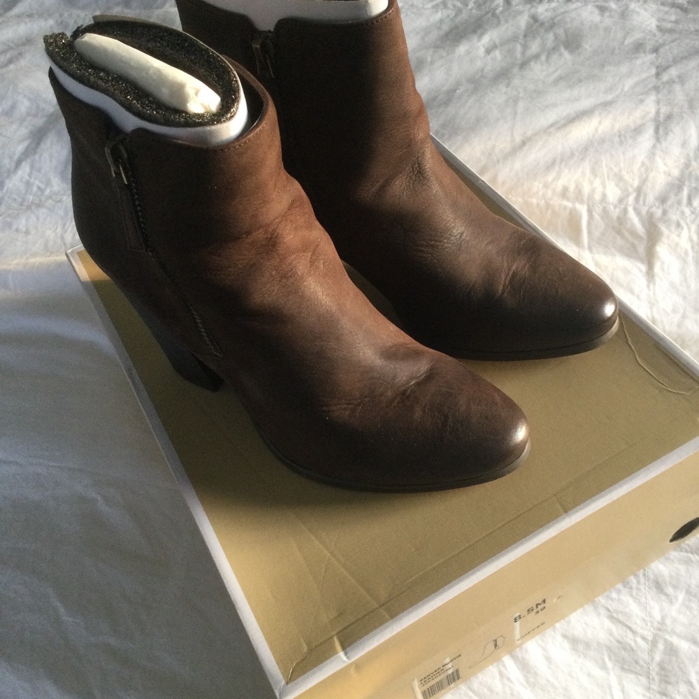 Michael Micheal Kors Denver Bootie